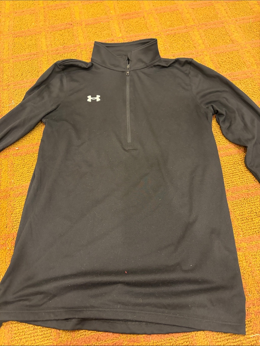 Black 1/4 zip under armor exercise shirt